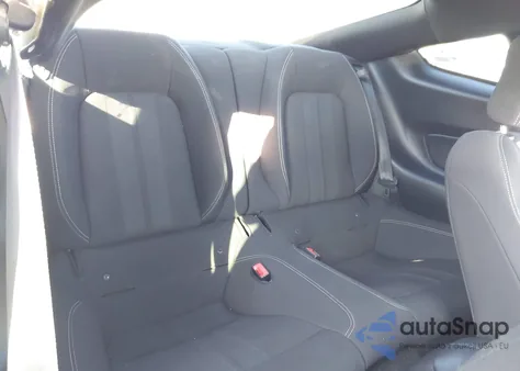 2019 Ford Mustang Ecoboost z USA, uszkodzony, nr VIN 1FA6P8TH3K5120831